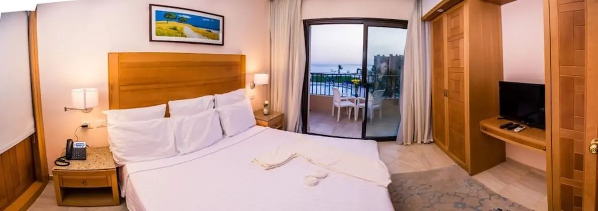 Sky View Suites Hotel - Oda