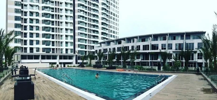 SkyBay HomeTel Ha Long - Havuz