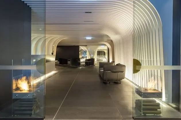 SKYE Suites Sydney - Lobi