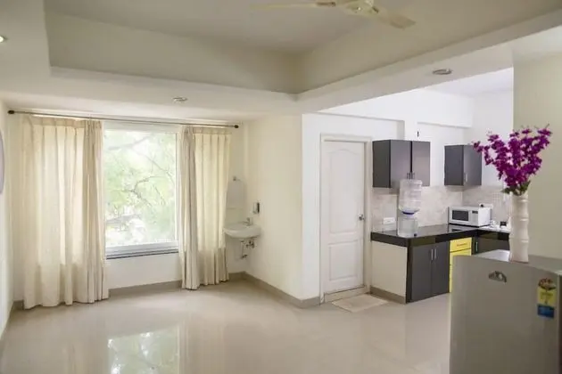 SKYLA Serviced Apartments Banjara Hills - Mutfak