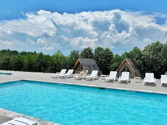 Skylaranna Hotel and Resort - Havuz
