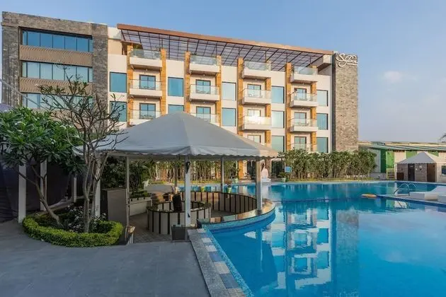 Skyline Club and Resorts