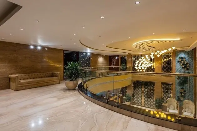Skyline Club and Resorts - Lobi