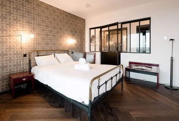 SKYLUX21-Designer Penthouse W Concierge - Oda