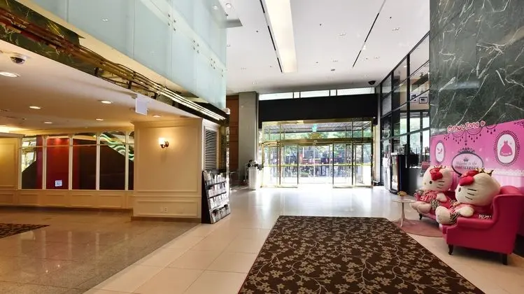 Skypark Central Myeongdong - Lobi