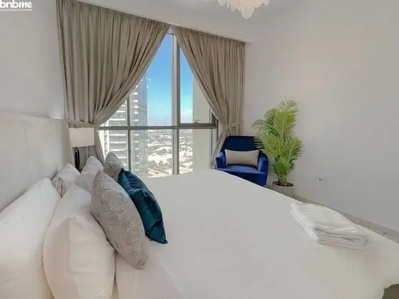 Skyscrapper Connected to DM by Bnbmehomes - Oda