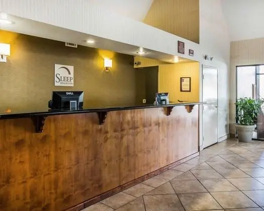 Sleep Inn & Suites