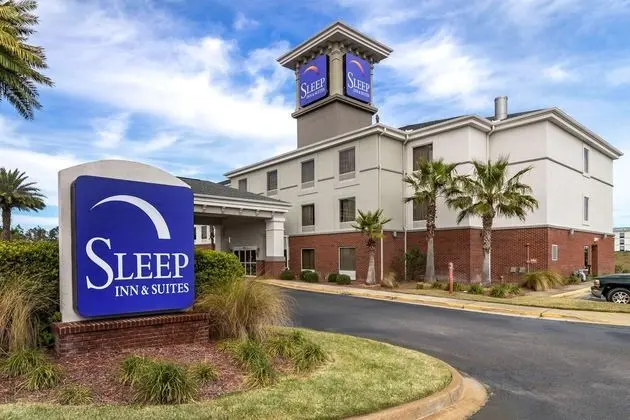 Sleep Inn & Suites Brunswick - Dış Mekan