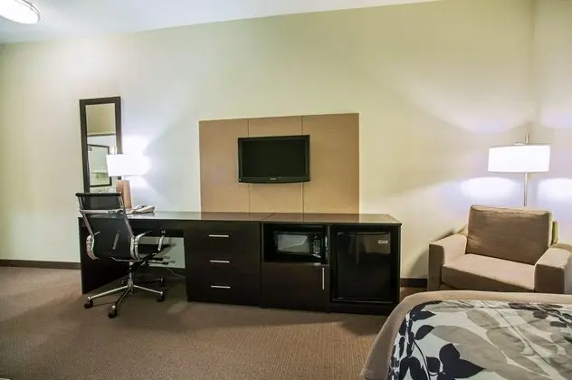 Sleep Inn & Suites