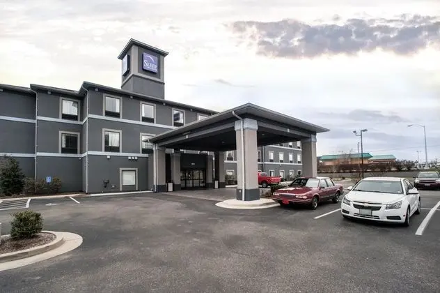Sleep Inn & Suites