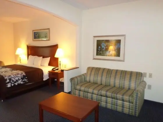 Sleep Inn & Suites Chesapeake