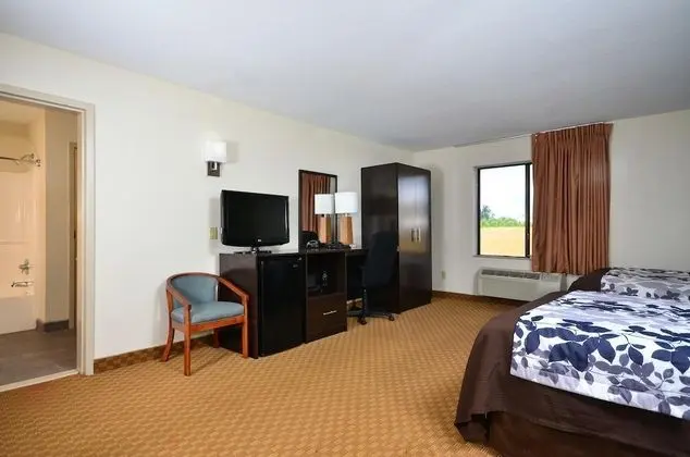 Sleep Inn & Suites