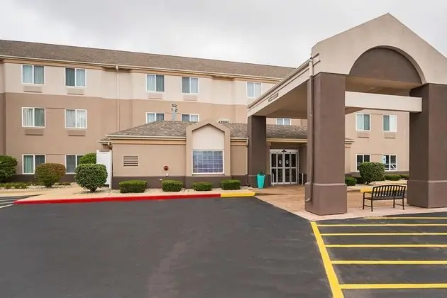 Sleep Inn & Suites Danville - Dış Mekan