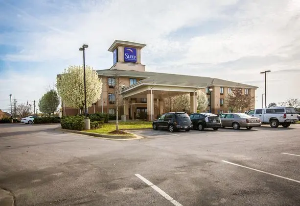 Sleep Inn & Suites East Chase