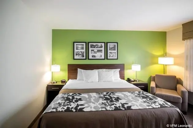 Sleep Inn & Suites
