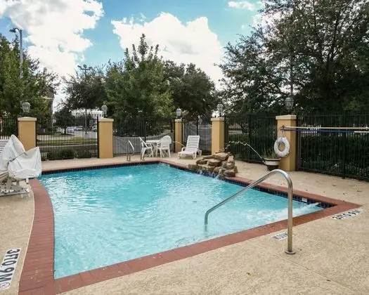 Sleep Inn & Suites Hwy 290/NW Freeway - Havuz