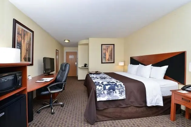 Sleep Inn & Suites