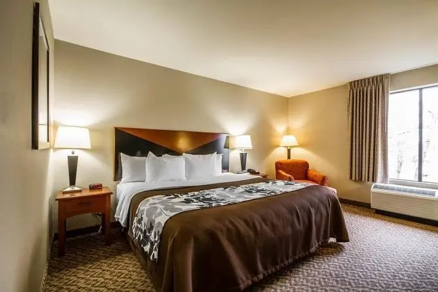 Sleep Inn & Suites