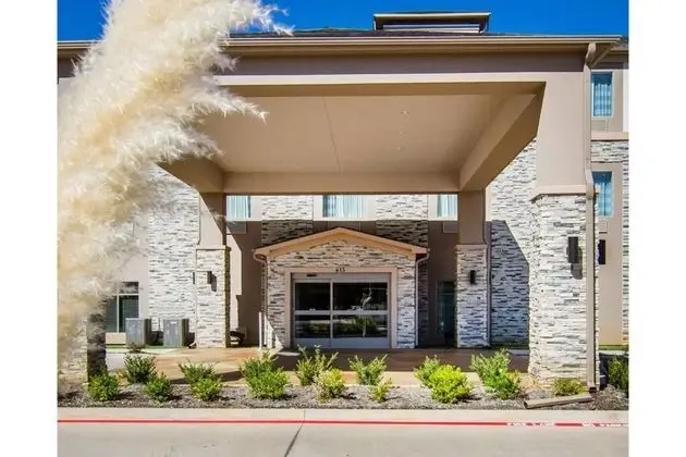 Sleep Inn & Suites North