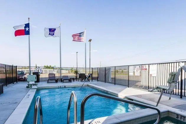 Sleep Inn And Suites - Havuz