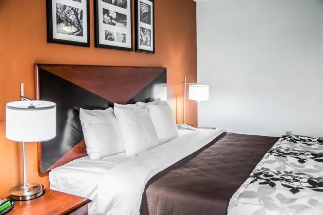 Sleep Inn & Suites