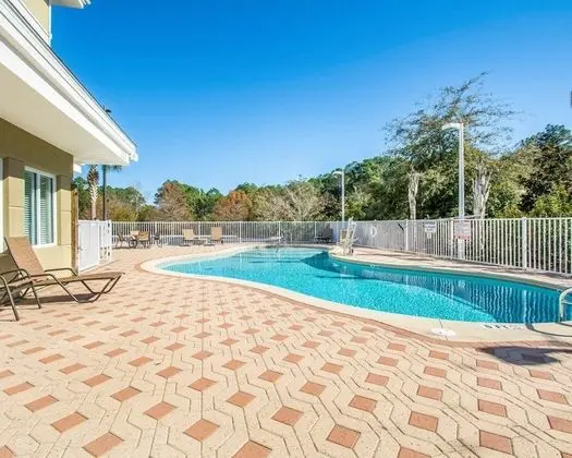 Sleep Inn and Suites Panama City Beach - Havuz