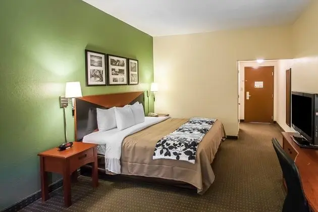 Sleep Inn & Suites