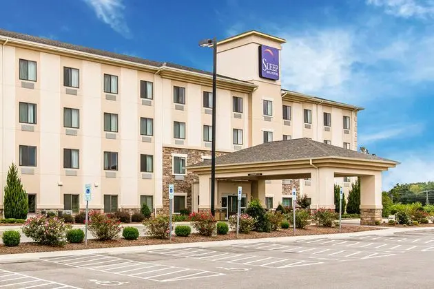 Sleep Inn & Suites
