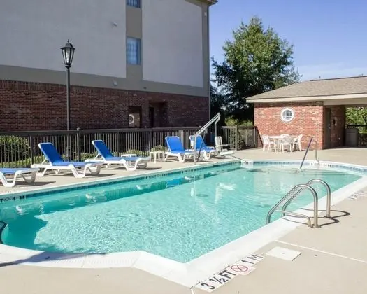Sleep Inn & Suites - Havuz