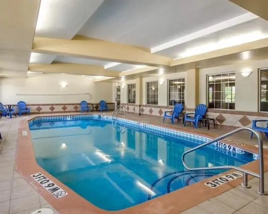 Sleep Inn & Suites Springdale - Havuz