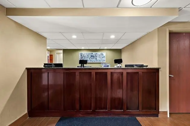 Sleep Inn & Suites Upper Marlboro near Andrews AFB - Lobi