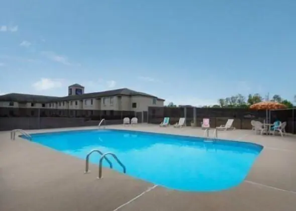 Sleep Inn Summersville Lake - Havuz