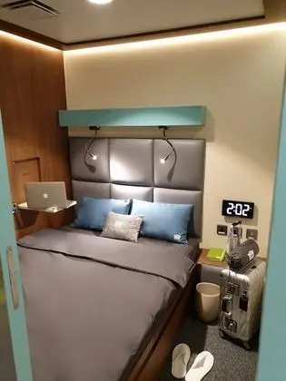 Sleep ’n Fly Sleep Lounge, Dubai International Airport (DXB), A Gates - Terminal 3 Transit Area