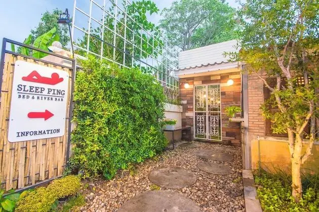 Sleep Ping Bed & River Bar - Hostel