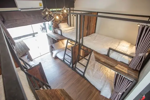 Sleep With You Hostel - Oda