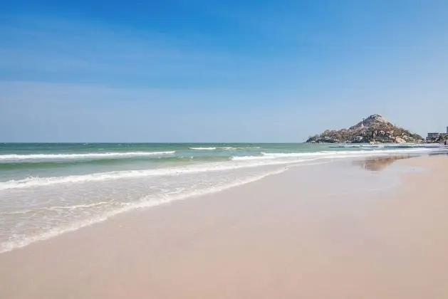 SleepEasy Beach Hostel Huahin - Plaj