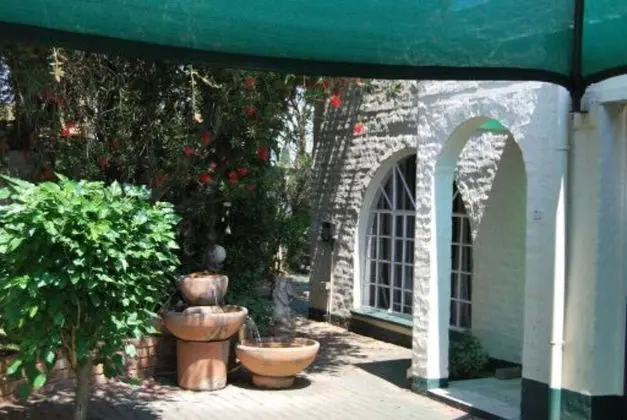 SleepEezy Cottages - Dış Mekan