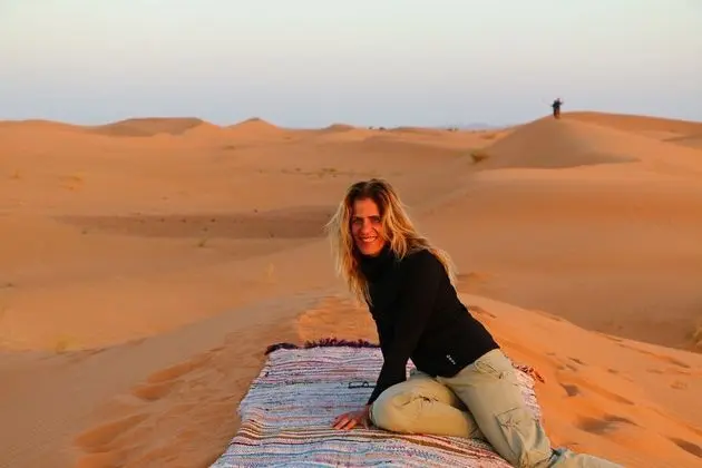 Sleeping in a Luxury Tent in Merzouga Desert - Genel