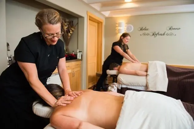 Sleeping Lady Mountain Resort - Spa