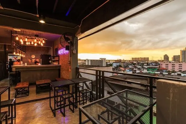 Sleepover Hostel Bangkok