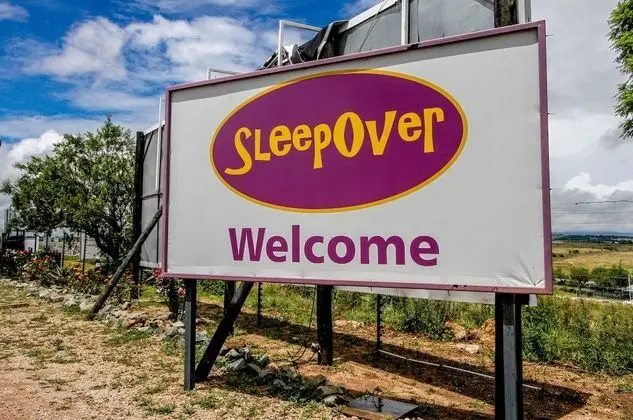 Sleepover Lanseria