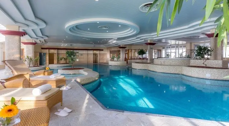 Slieve Russell Hotel Golf & Country Club - Havuz
