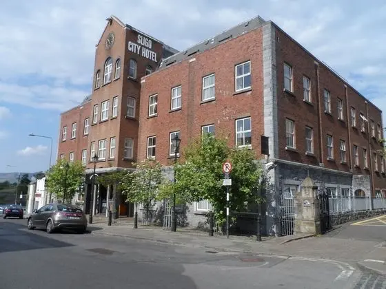 Sligo City Hotel - Dış Mekan