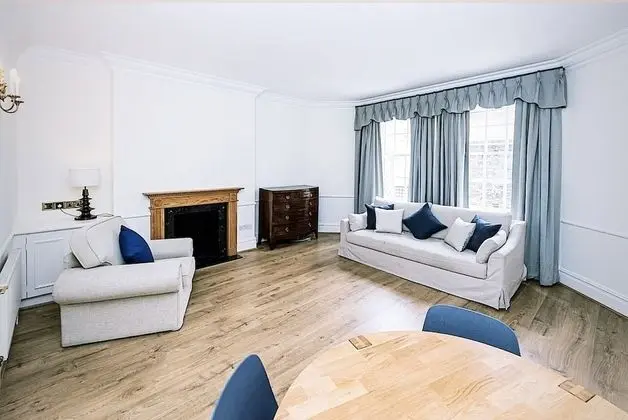 Sloane Square Kensington Apartment