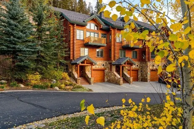Slopeside at Sundance by Avantstay Great Ski Access w/ Sauna & Hot Tub