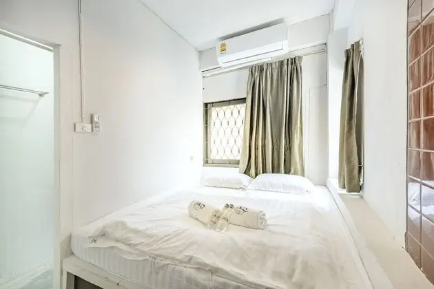 Sloth Hostel