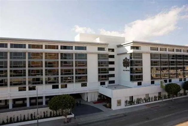SLS Hotel, a Luxury Collection Hotel