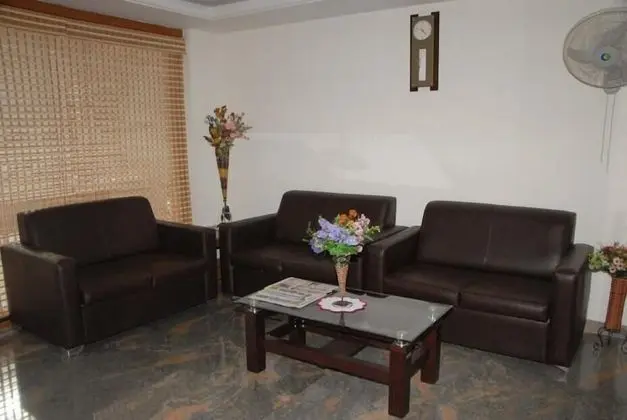 Hotel SLV Grand