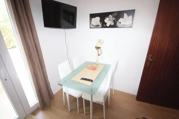 Small Apartment For A Great Holiday - Yerinde Yemek