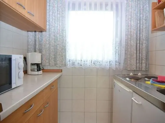 Small Holiday Home with Large Garden near Czech Border - Mutfak